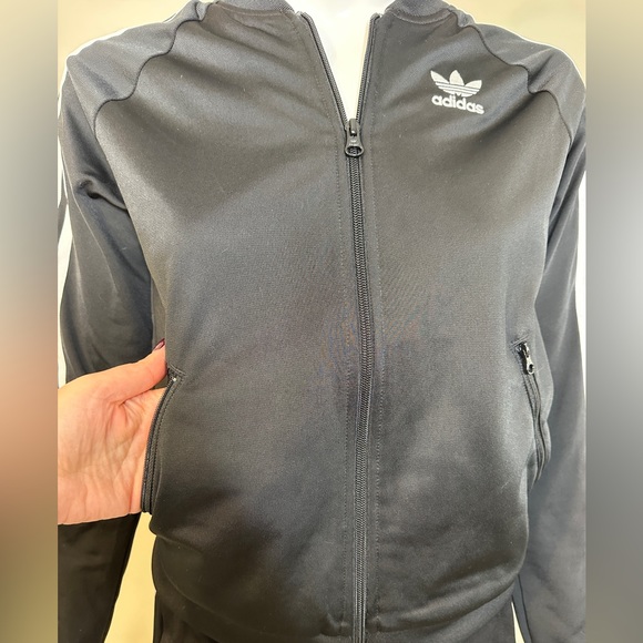 Adidas Set - Picture 9 of 14